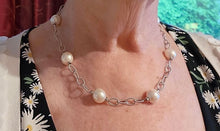 Shell Pearl (12mm) Station Necklace
