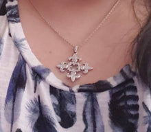 “Snowflake” Fleur de lis Pendant