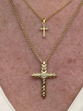 Bottony Crosslet