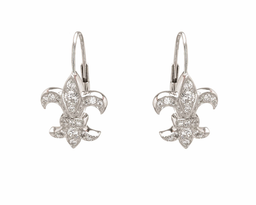 Orecchini pendenti a forma di cuore con fiocco in argento sterling con micro pavé di zirconi cubici trasparenti all'ingrosso Orecchini pendenti a forma di cuore con fiocco in argento sterling con micro pavé di zirconi cubici trasparenti all'ingrosso